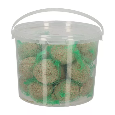 VETBOLLEN MET NET IN EMMER ESSCHERT