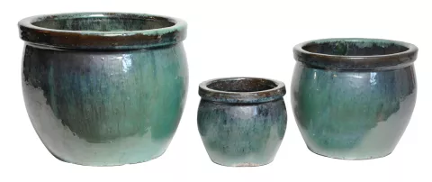 GLAZED DELTA RIM CELADON